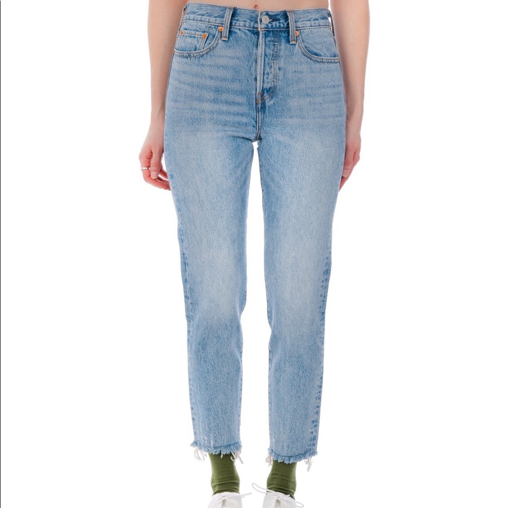 Levi’s Straight Leg Jeans